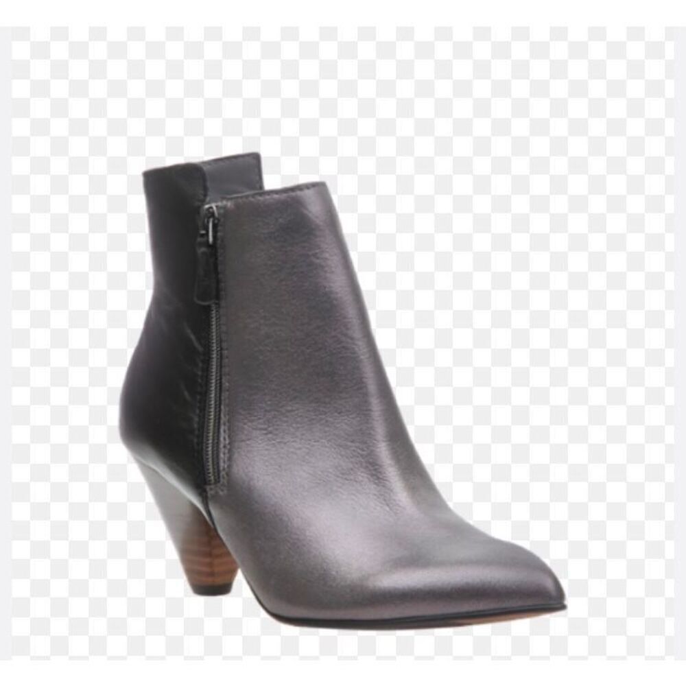 Naked Feet Metallic silver too toned black bootie with heel leather size 8